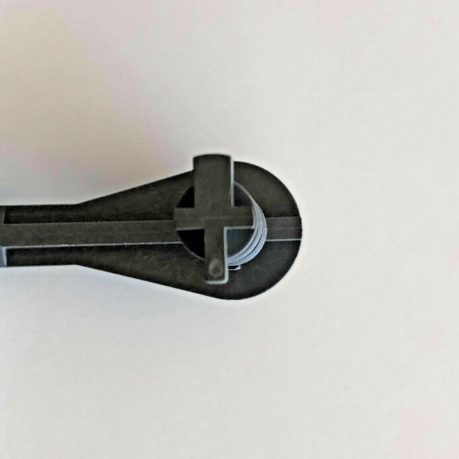 HP CQ869-67082 Backplate latch for HP LATEX 330-360